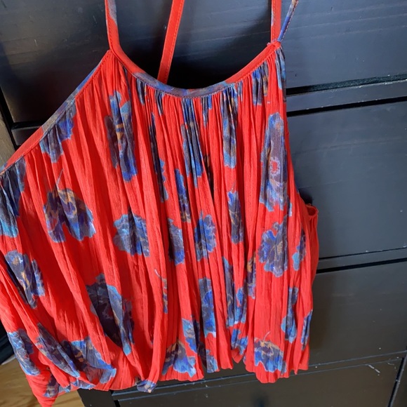 Floral tank top - Picture 2 of 5